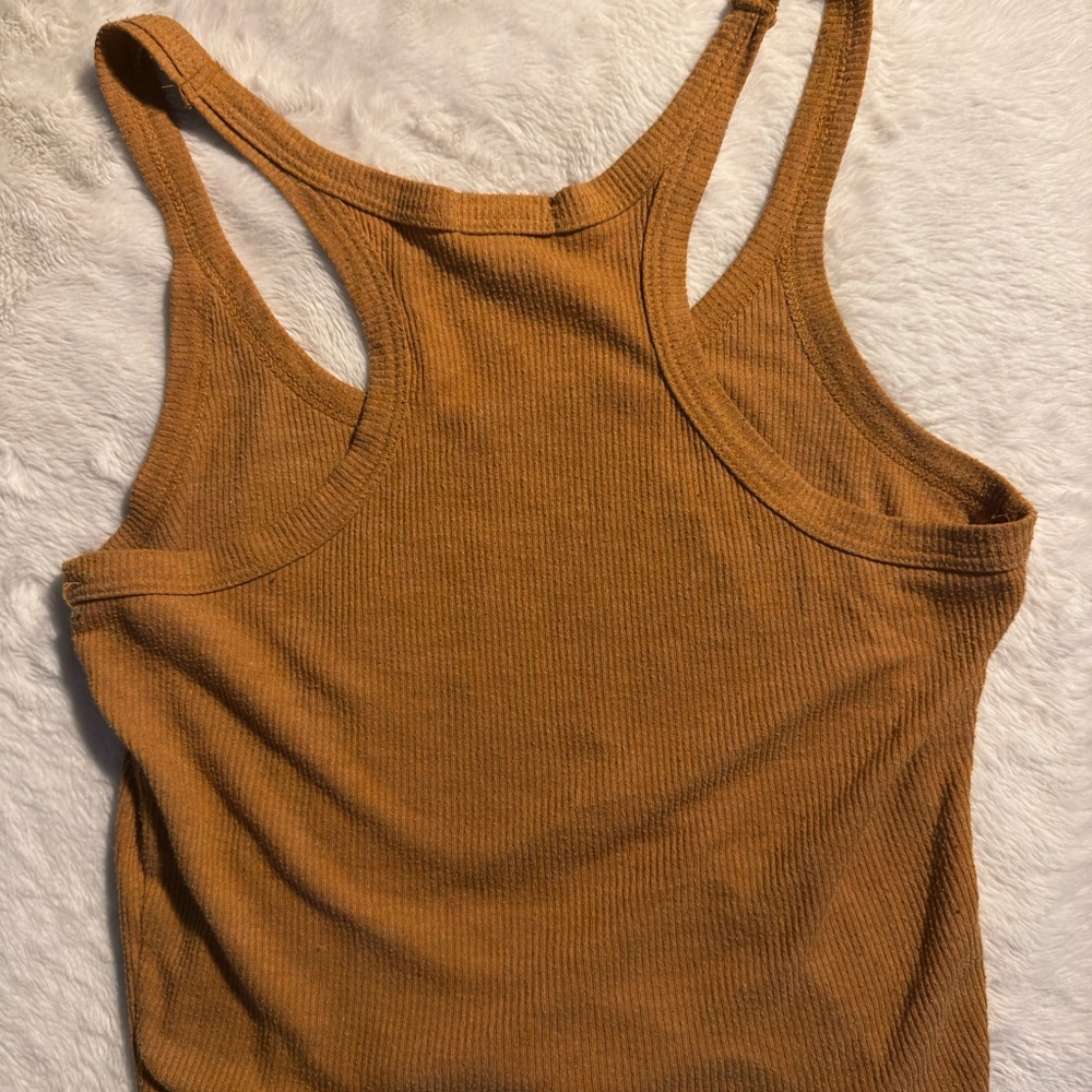 Tan Tank Top with Sleek Design - Picture 2 of 2